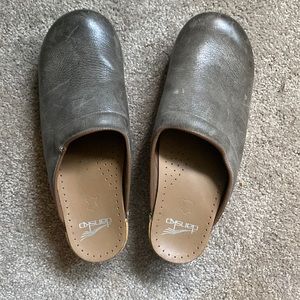 Dansko leather clogs size 40